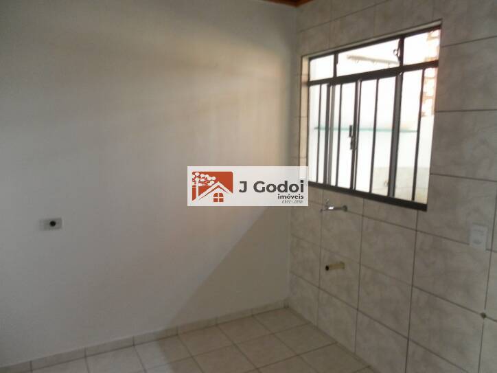 Casa para alugar com 2 quartos, 70m² - Foto 13