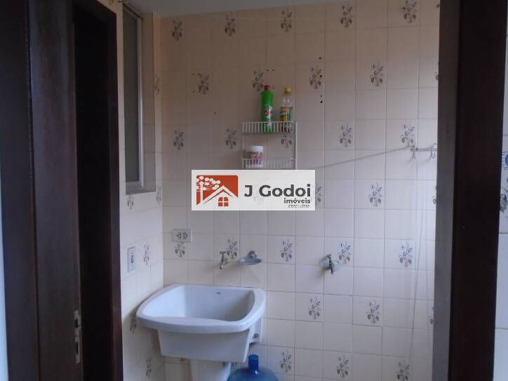 Apartamento para alugar com 2 quartos, 85m² - Foto 17