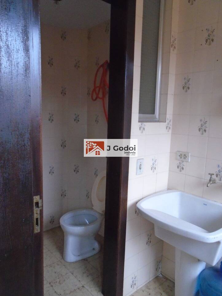 Apartamento para alugar com 2 quartos, 85m² - Foto 18