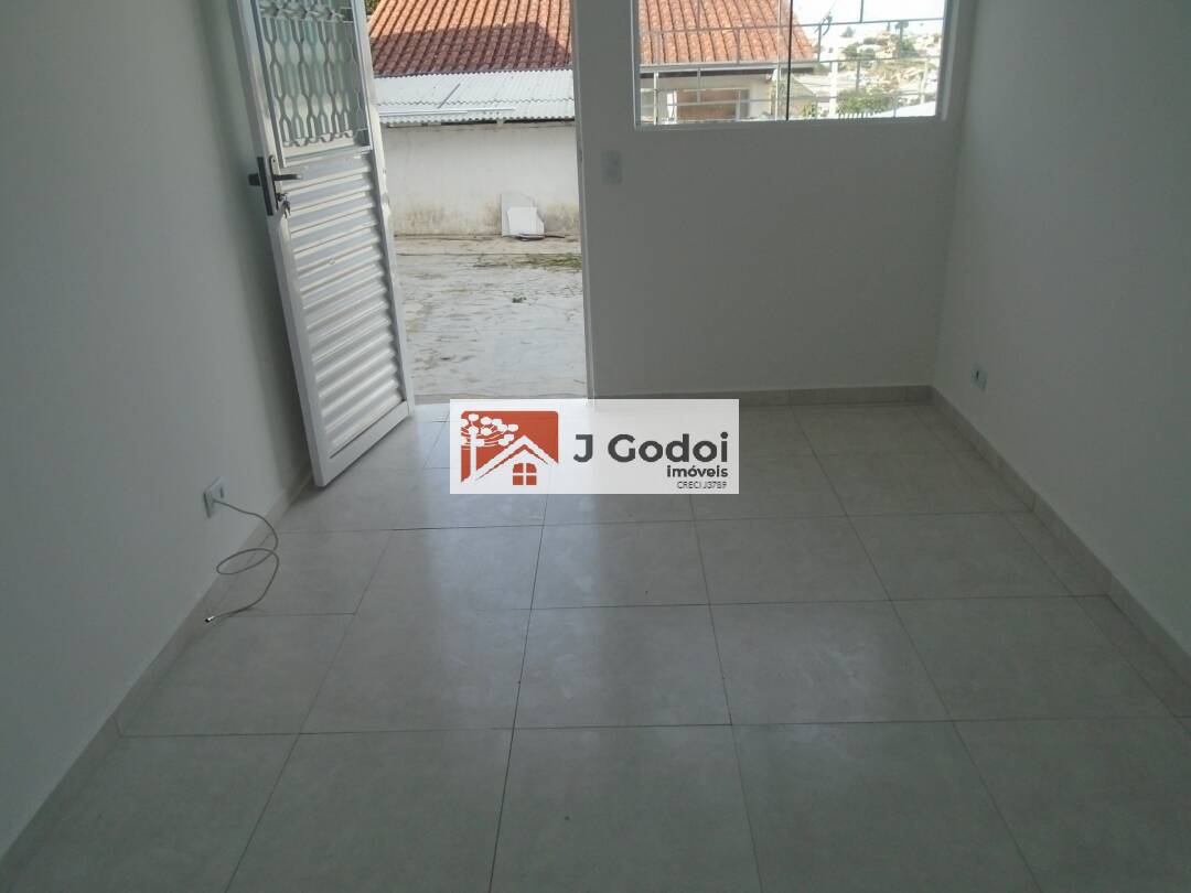 Casa para alugar com 2 quartos, 50m² - Foto 16