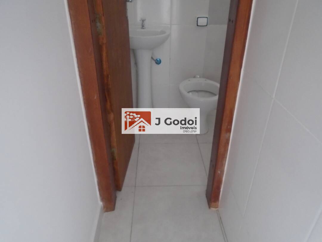 Casa para alugar com 2 quartos, 50m² - Foto 14