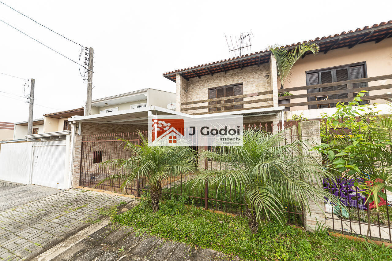 Sobrado à venda com 3 quartos, 160m² - Foto 1