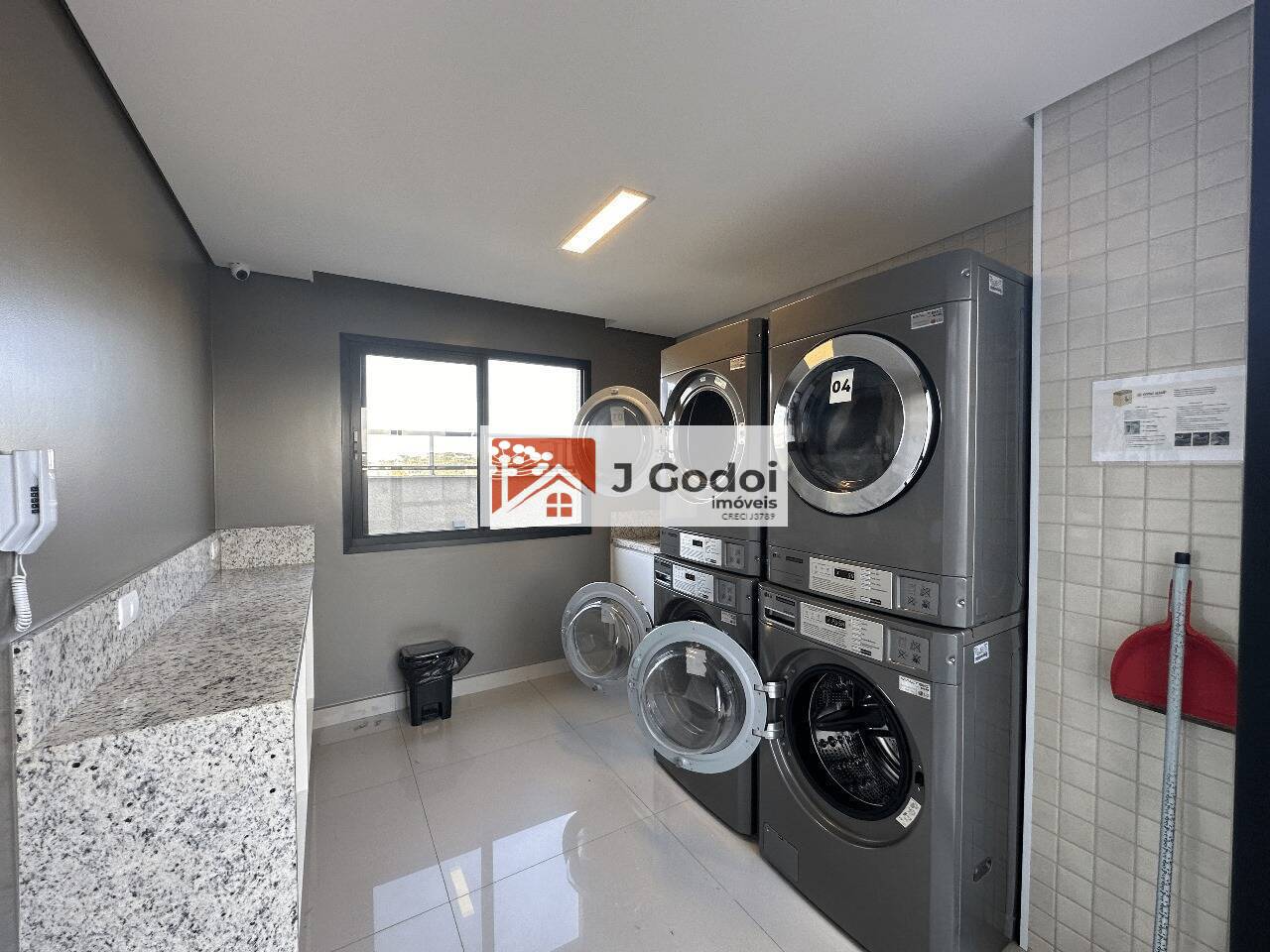 Apartamento à venda com 1 quarto, 30m² - Foto 21