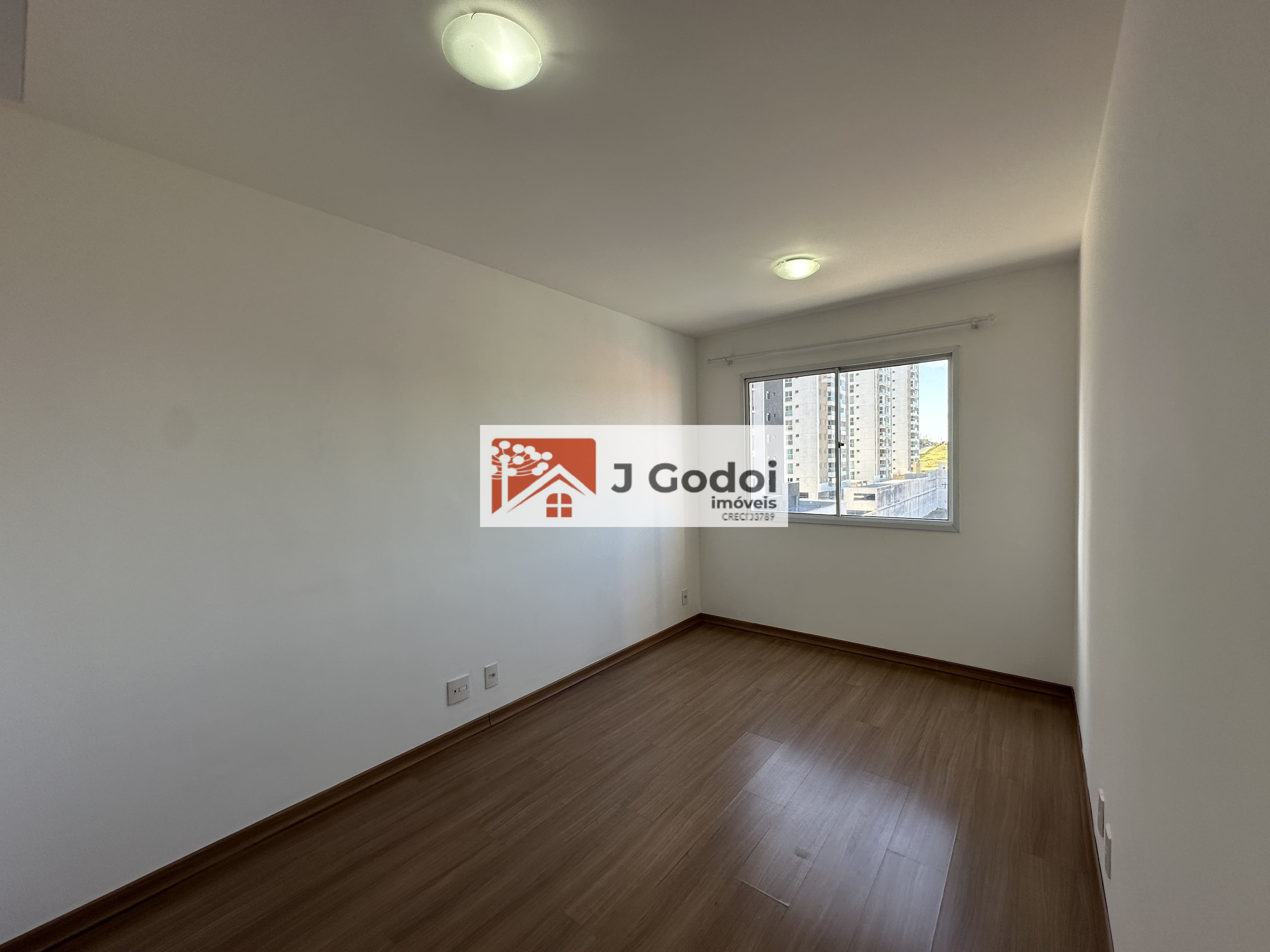 Apartamento para alugar com 2 quartos, 64m² - Foto 11