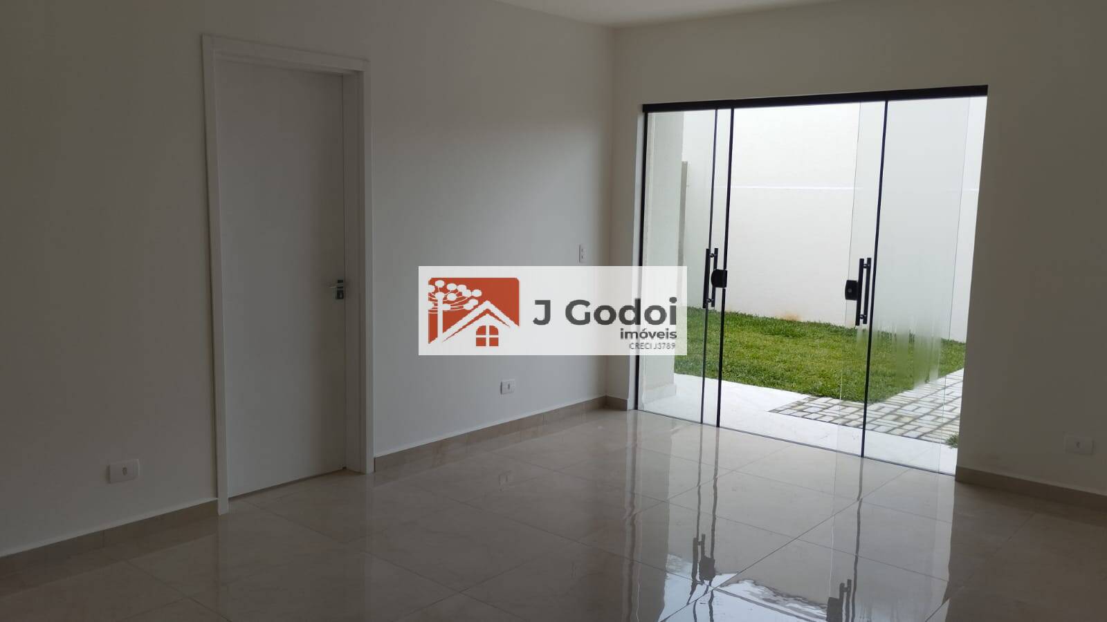 Casa à venda com 3 quartos, 75m² - Foto 16