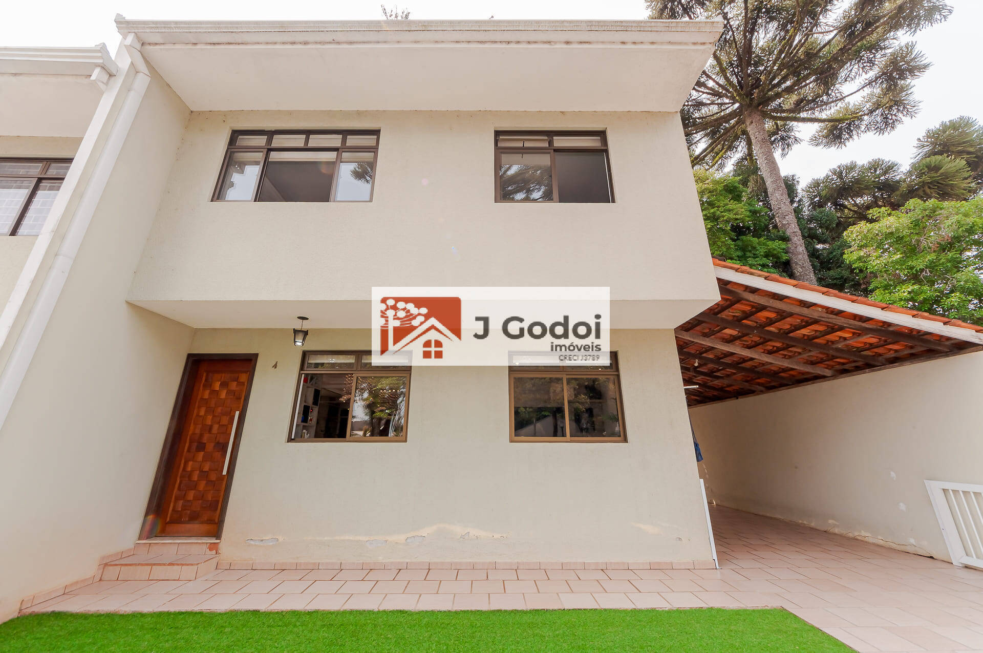 Sobrado à venda com 3 quartos, 140m² - Foto 1