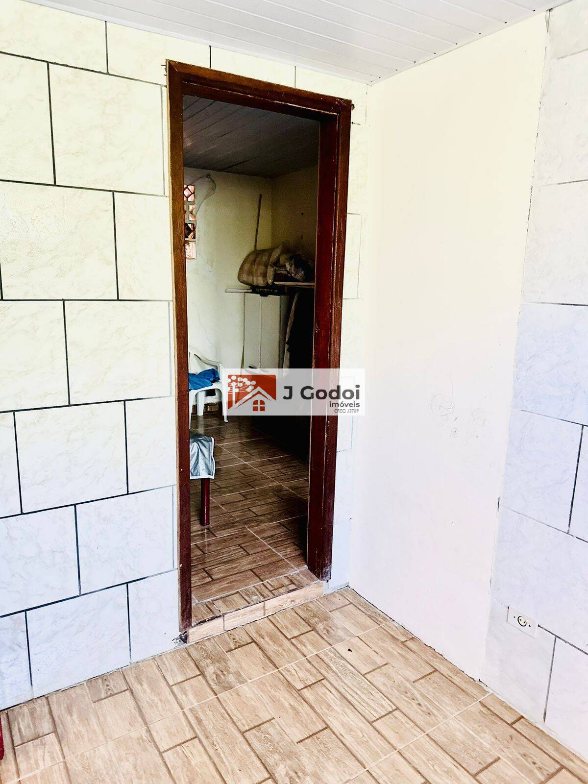 Casa à venda com 3 quartos, 130m² - Foto 3