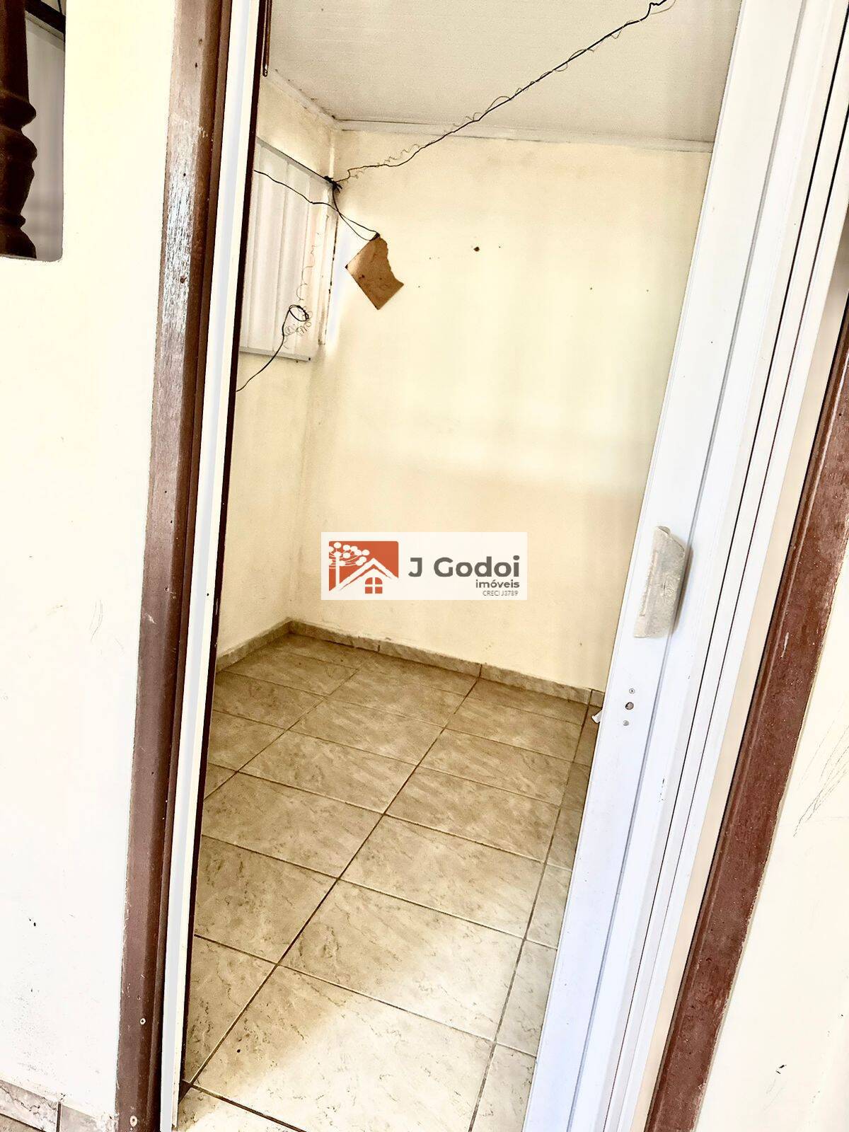 Casa à venda com 3 quartos, 130m² - Foto 9