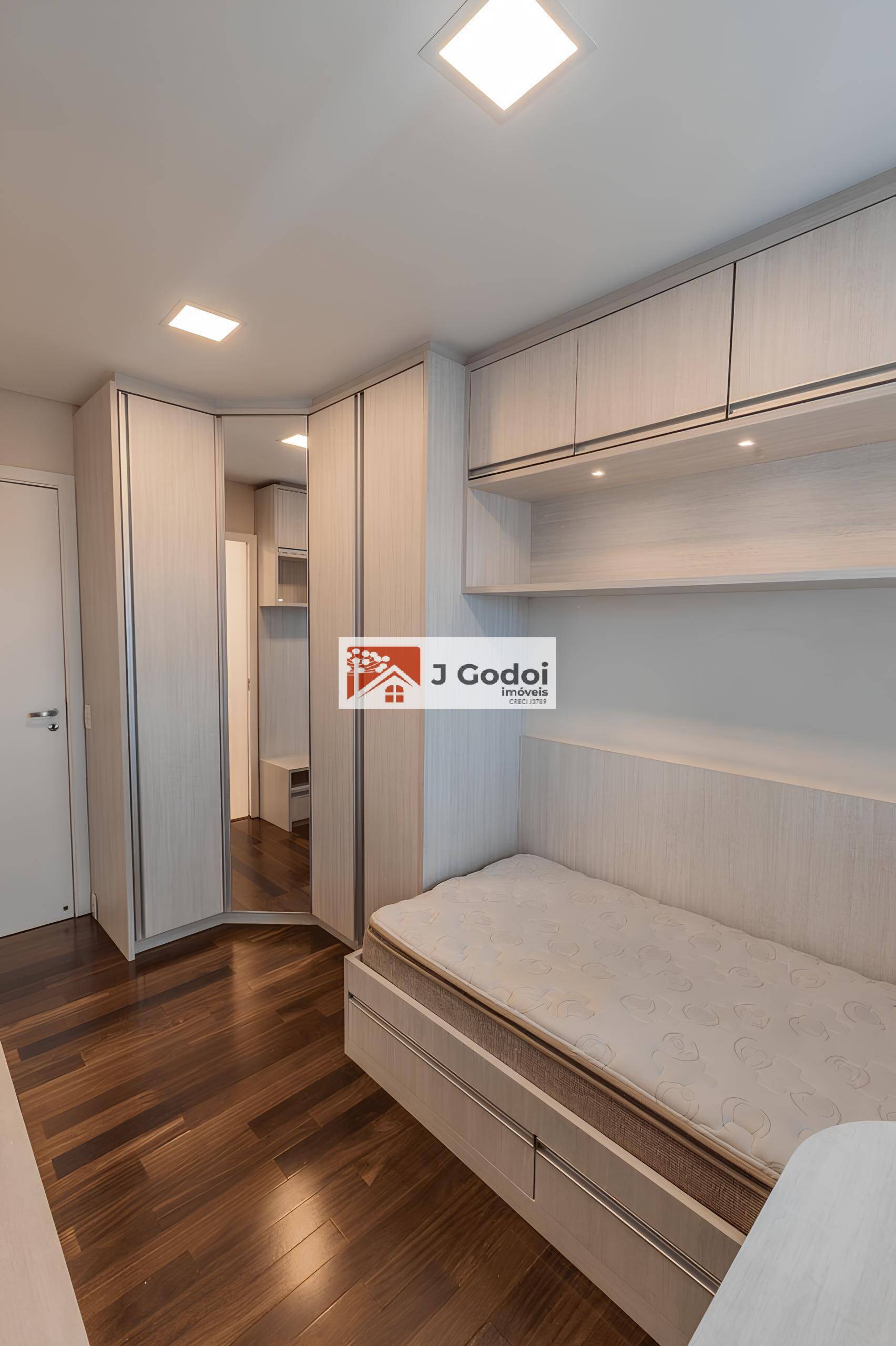 Apartamento à venda com 3 quartos, 109m² - Foto 19