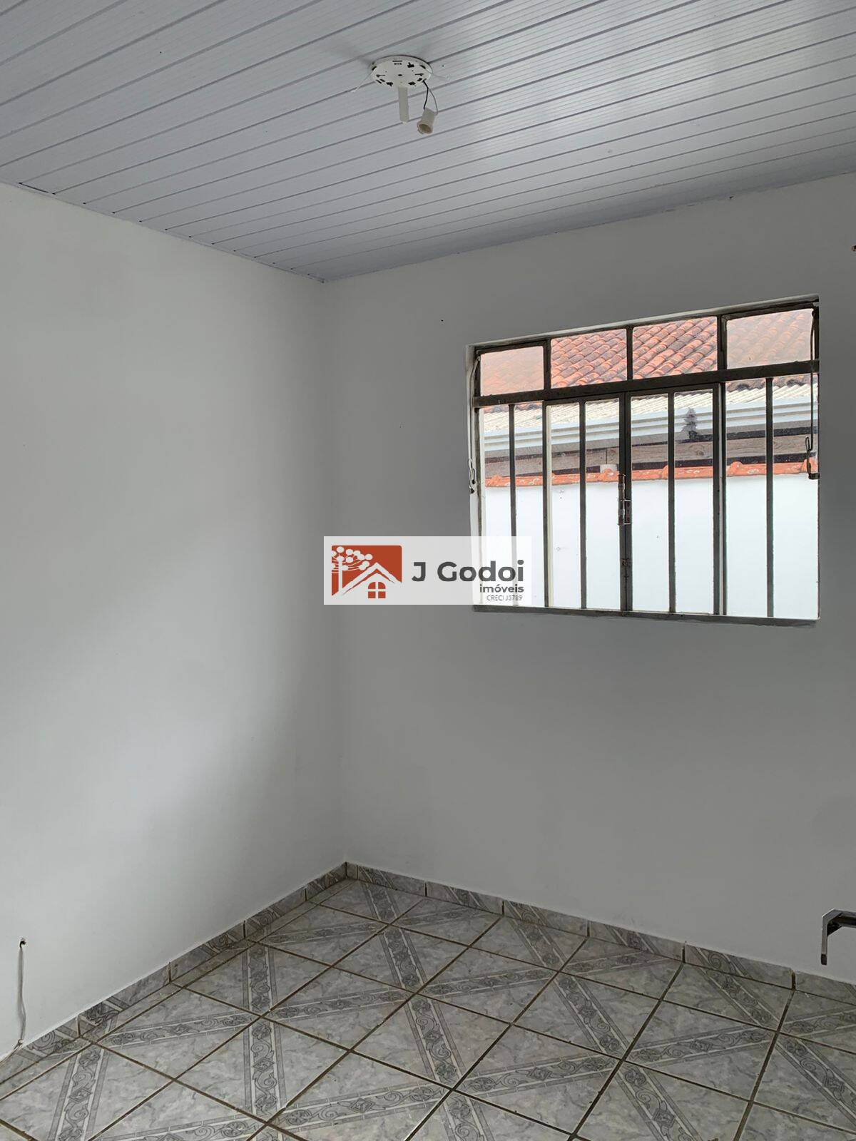 Casa para alugar com 3 quartos, 80m² - Foto 11