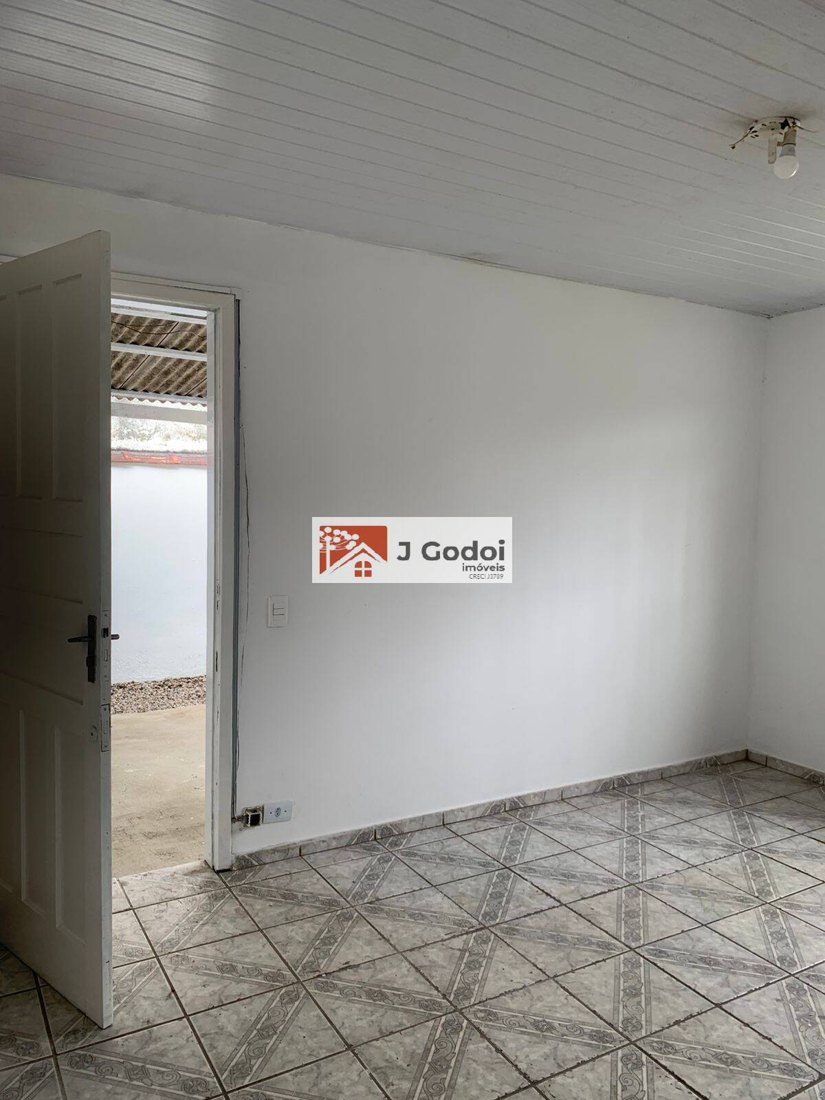 Casa para alugar com 3 quartos, 80m² - Foto 6