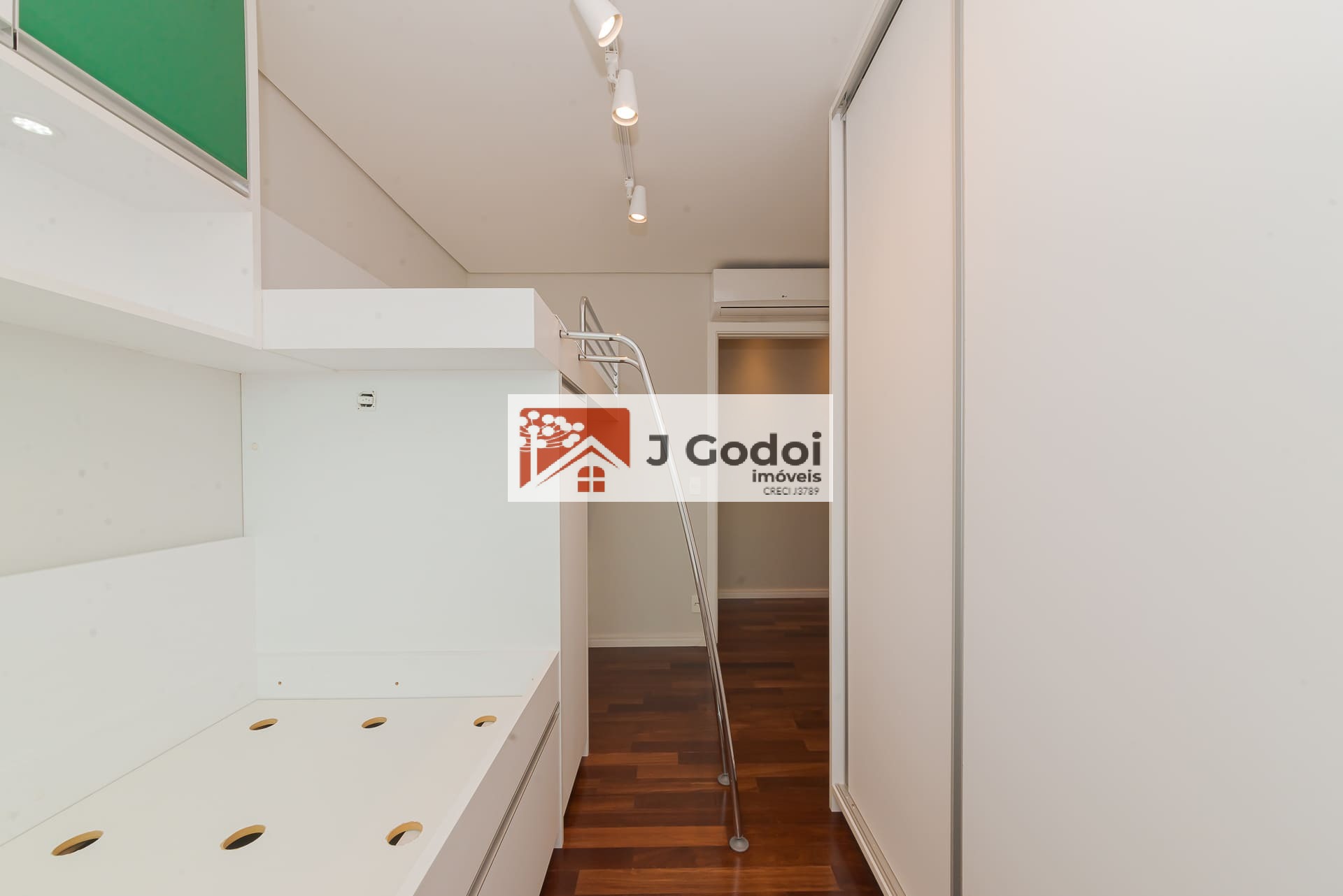 Apartamento à venda com 3 quartos, 109m² - Foto 49